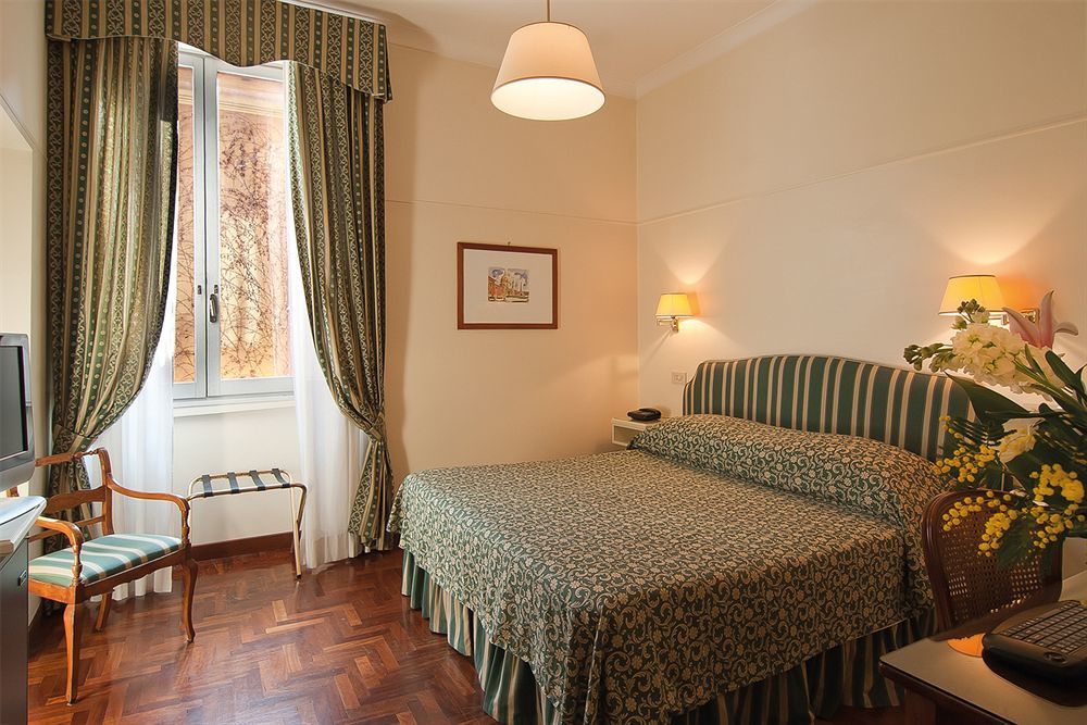 Borghese Contemporary 4* Roma